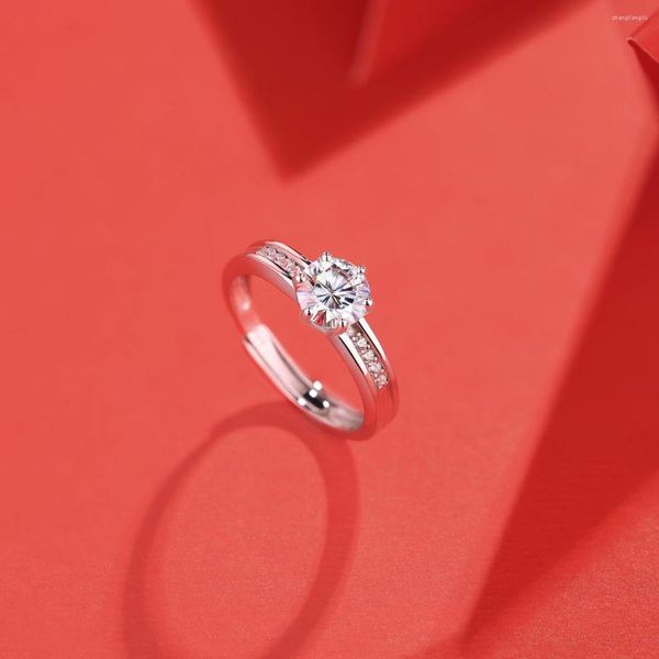 Ringos de cluster 925 prata esterlina 0,5 ct - 3 Moissanite Round Brilliant Cut for Your Wedding Women's Jewelry