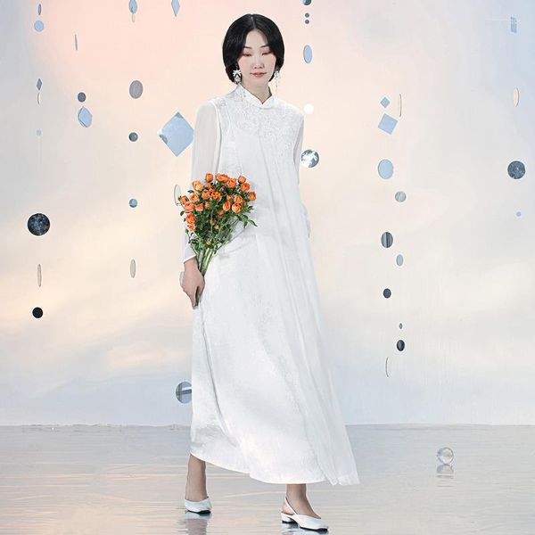 Lässige Kleider Ein Leben auf der linken Seite Frauen Hanfu Kleid 2023 Frühling Zweiteiliges Set Original Maulbeerseide Stickerei Traditioneller weißer langer Rock