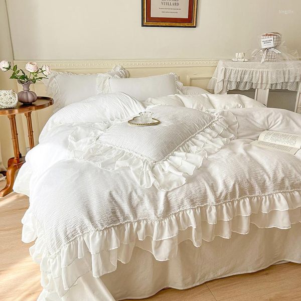 Set di biancheria da letto carino e idilliaco versione coreana stile francese pizzo copripiumino in cotone lenzuolo set di 4 pezzi pieghe bianche bordo volant essere