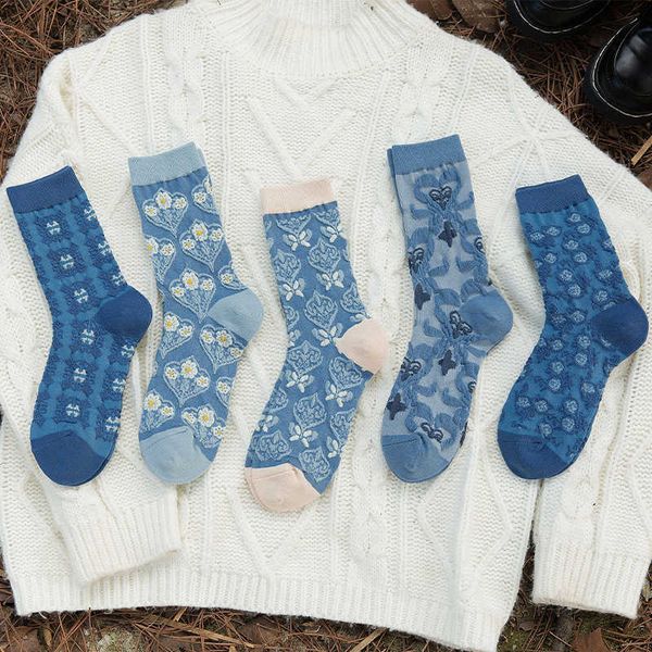 Socken Strumpfwaren blaue ethnische Socken bestickt Retro Harajuku Damensocken weiche Dame elegant japanischer Stil süße Socken P230517