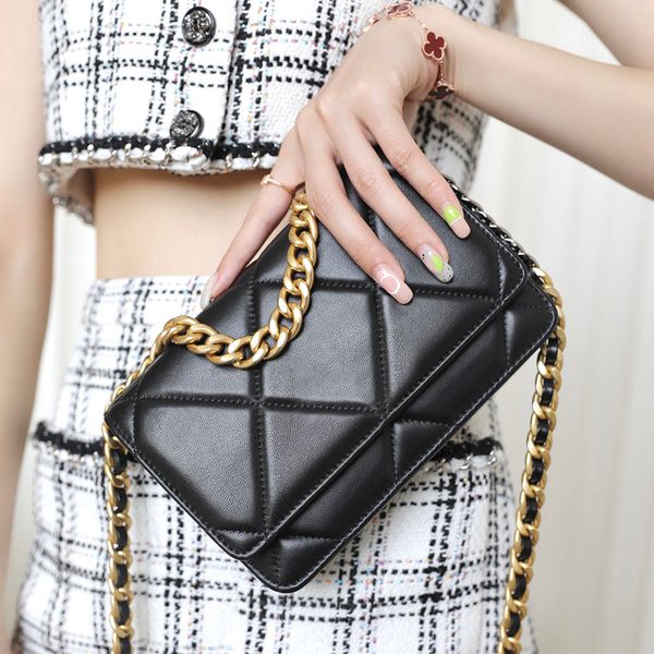 Designer mini bolsa de aba bolsa de corrente de luxo 10a bolsa de ombro de pele de cordeiro de qualidade espelhada com caixa c054