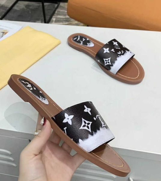 Designers new 2023 Pillow Mules Sandali da donna Sunset Comfort Mules Pantofole imbottite con cinturino anteriore Fashion brand Style Womens Slides