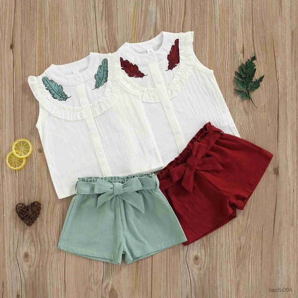 Conjuntos de roupas de roupas para meninas conjuntos de roupas novas de verão com mangas de t-shirtand e shorts de arco-de-mira 2pcs para crianças conjuntos de roupas para crianças roupas de bebê R230518