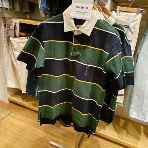 2023 Polo da uomo Summer New Style Coppia T-shirt casual da uomo Stripe da donna Polo allentata T-shirt a maniche corte a contrasto di colore