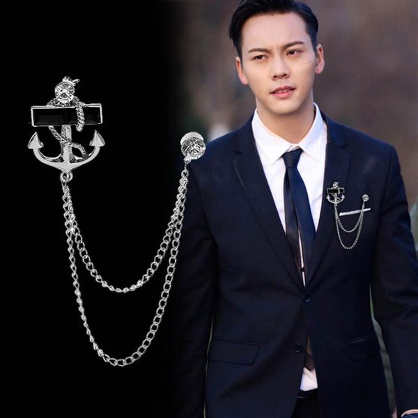 Koreanische Mode Neue Personalisierte Quaste Anker Brosche mit Kette Fransen Metall Broschen Revers Pin Abzeichen Männlichen Anzug Männer Accessories296q