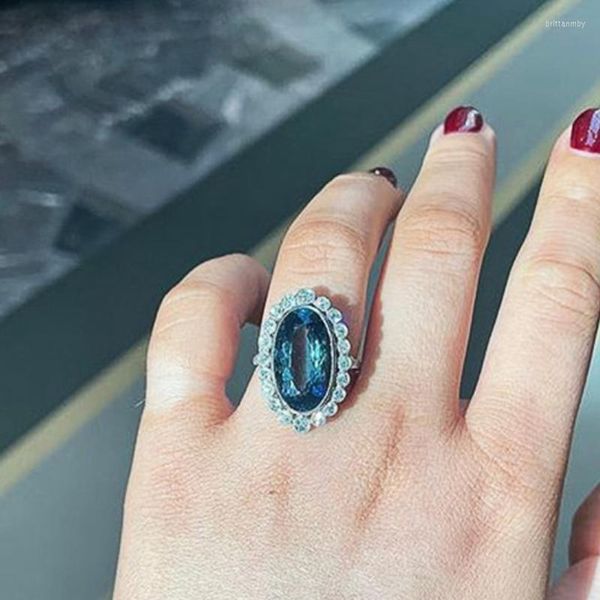 Fedi nuziali CAOSHI Grazioso anello a forma ovale in cristallo Accessori per feste femminili con gioielli regalo dal design delicato in pietra blu