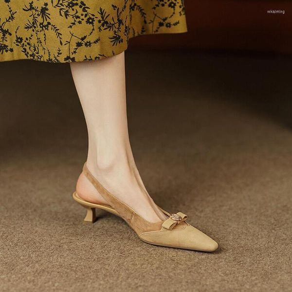 Sandalet 2023 Yaz Kadın Koyun Süet Deri Ayakkabı Kadınlar için Kapak Ayak Slingback Retro Zarif Çiçek Yüksek Topuklu