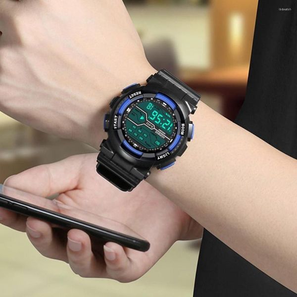 Armbanduhren Mode wasserdichte Herren Junge LCD Digital Stoppuhr Datum Gummi Sport Armbanduhr Lässige elektronische Einfachheit Runde Uhr
