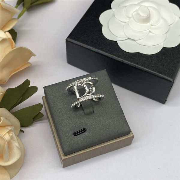 Anel de amor anéis de luxo clássico jóias de designer feminino diamante 18k ouro banhado a aço inoxidável letra d anel para festa de casamento