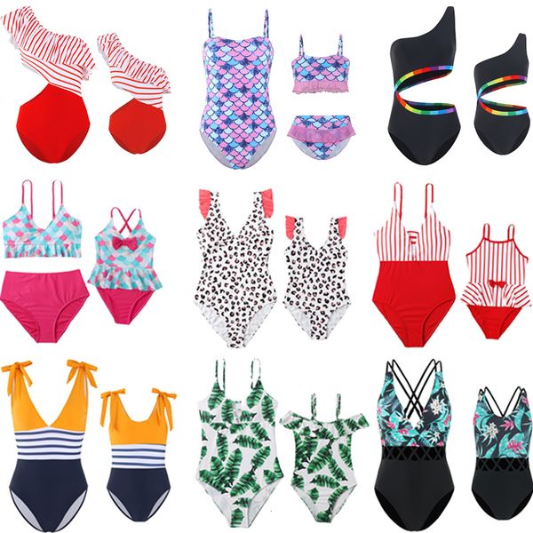 Família combina com roupas de verão Mermaid Swimsuit Scale impressão biquíni adulto crianças mãe filha roupas de banho mamãe bebê conjunto de roupas 230518