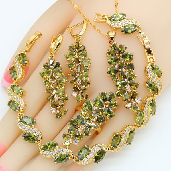 Düğün Mücevher Seti Lüks Yeşil Peridot Altın Kaplama Takı Setleri Kadın Küpe Kolye Yüzük Halk Bileklik Noel Doğum Günü Hediyesi 230518