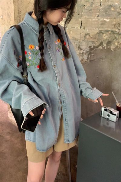 Camicette da donna Korobov Camicie di jeans leggere ricamate vintage da donna Design di nicchia Giacca cardigan Bf allentata Moda coreana Abrigo Mujer