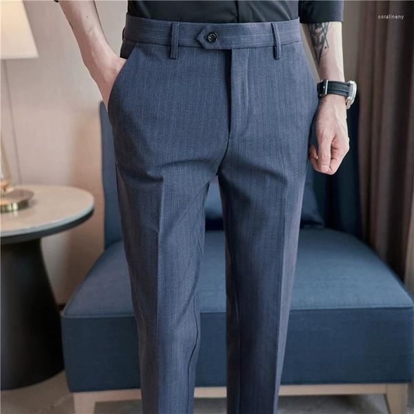 Ternos masculinos Fio Tingido de Vestido Listrado Men 2023 Negócios Casual Slim Fitting Small Foot Suit e roupas de estilo requintado