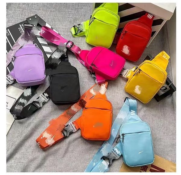 Moda markası mini göğüs çantası cep telefon çantaları açık eğlence sporları unisex crossbody çanta küçük omuz çantaları