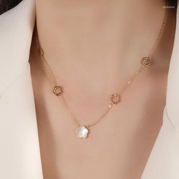 Correntes Luxuros elegantes acessórios de concha branca Link Chain Pingente Colar para mulheres da cor da cor da cor dourada jóias de gargantilha inoxidável