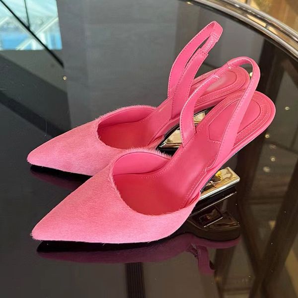 Sandali con tacco alto in crine di cavallo Scarpe con tacco aperto rosa Scarpe eleganti firmate Ultima moda Scarpe a punta scolpite Tacchi anormali metallici scivolano su diapositive Scarpe eleganti