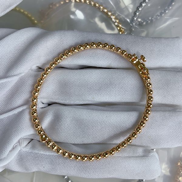 Designer Van Clover Bracciale da donna Fiore a quattro foglie Internet celebrità Gioielli da donna Bracciali in oro 18 carati Donna Uomo Coppia Bracciale di lusso di alta qualità 56