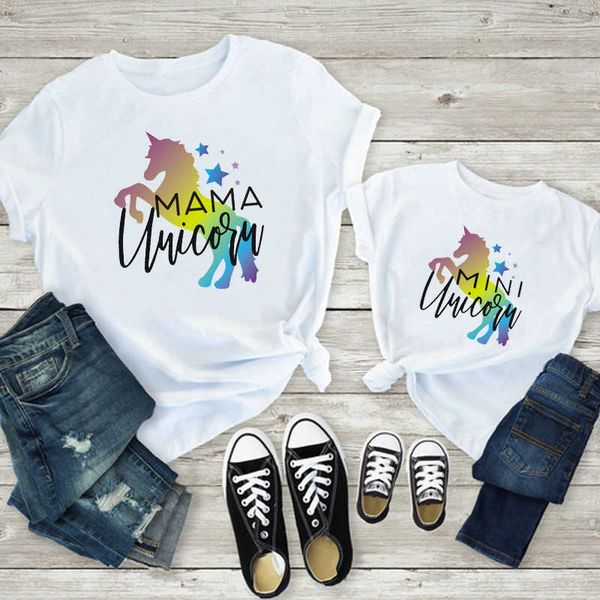 Abiti coordinati per la famiglia Mamma Mini Vestiti coordinati per la famiglia Mamma e me T-shirt Cappotto abbinato per mamma e figlia Abbigliamento per bambina G220519