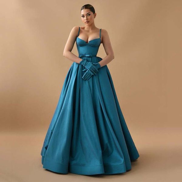 Türkises Ballkleid mit Spaghettiträgern, A-Linie, Puffy-Falten-Abendkleid, bodenlang, einfaches Cocktailpartykleid mit Fliegegürtel