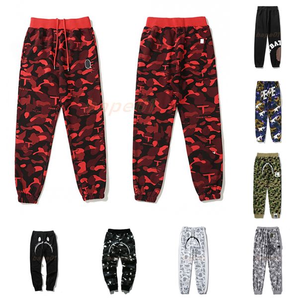 Calças casuais masculinas de design clássico joggers moda camuflagem boca de tubarão impressão ao ar livre calças de moletom femininas tamanho asiático M-3XL