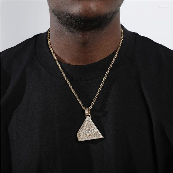 Ketten Ägyptische Ägypten Pyramide Halskette für Frauen Augen Charm Gold Anhänger Geometrisches Dreieck Collier Männlicher Schmuck am Hals