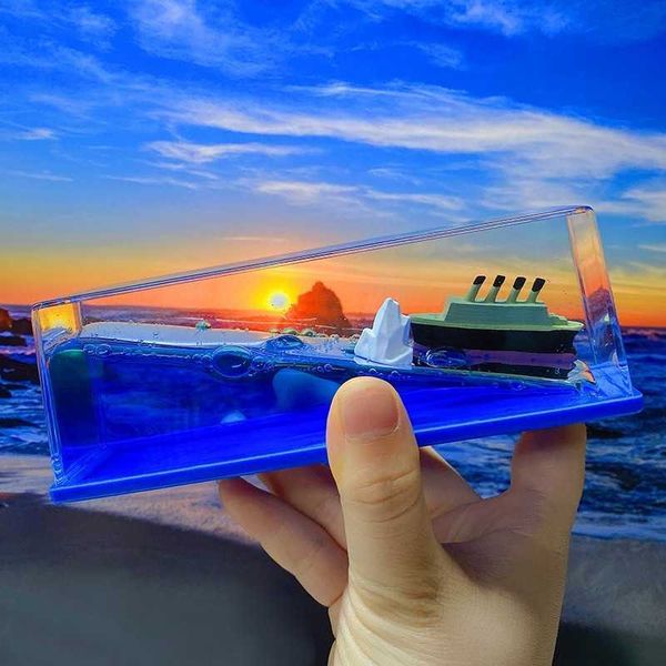 Articoli di novità Nave da crociera Fluid Drift Bottle Ornamenti per la casa Floating Titanic Fluid Ship Decorazione del soggiorno Regalo di compleanno creativo Keepsake G230520