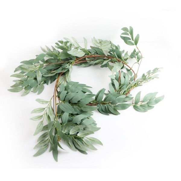 Flores decorativas Wreaths Fake Artificial Fake Eucalyptus Garland Plantas de folhas de folhas de folhagem longa de folhagem de folhagem de folhagem 2M 2M de pano de seda salgueiro Rattan1