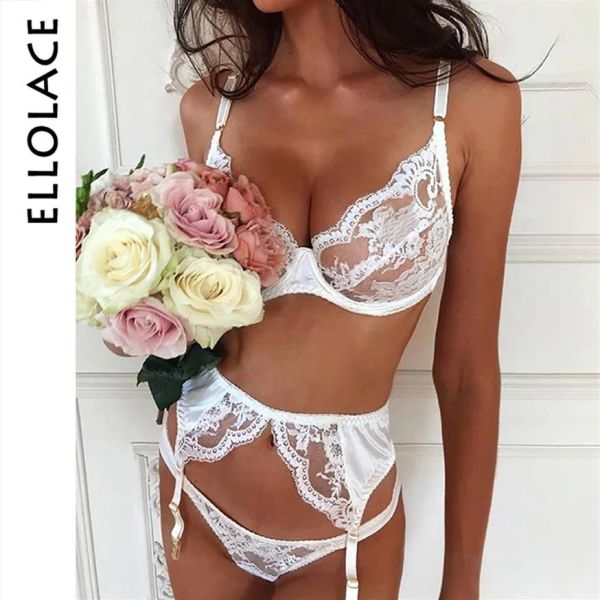 Conjunto de roupas íntimas de roupas de renda sexy Ellolace Conjunto de lingerie transparente de 3 peças LENCERIA FEMENINA Strap Women Sexy Bra Conjuntos Y22276Y