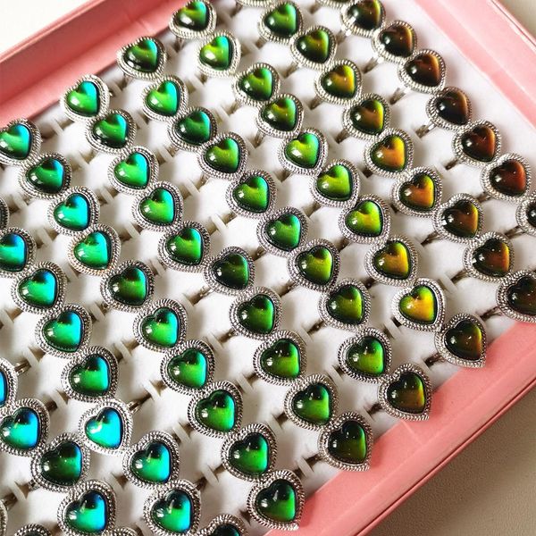 Yüzükler 25pcs Gümüş Kaplama Retro Ayarlanabilir Ruh Halkası Kadınlar için Sıcaklık Kontrolü Renk Romanik Aşk Kalp Şekli Moda Takı