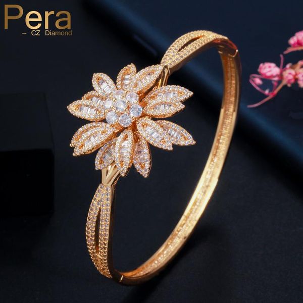 Bangle Pera Alta Qualidade CZ Configuração de Pedra Estilo Indiano Amarelo Cor de Ouro 3D Flor Rodada Pulseira Bangle para Casamento Mulheres Jóias Z052