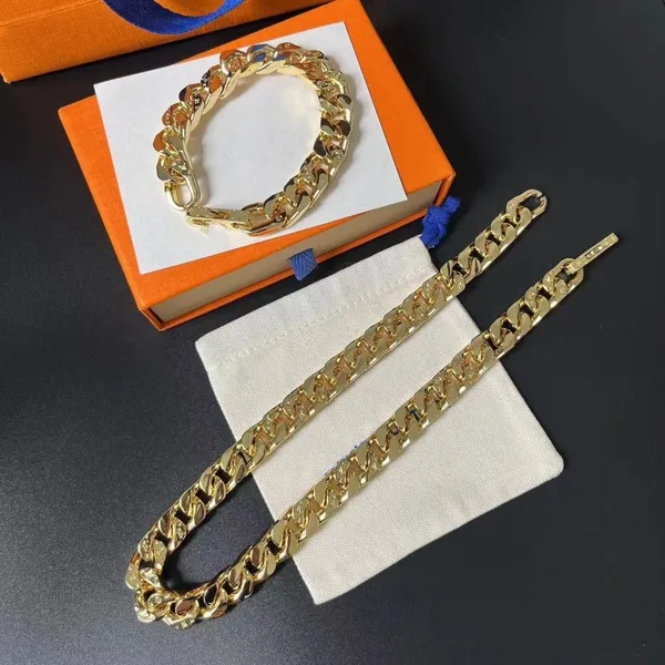 Novo designer de colar de pérolas da moda para mulheres Novo colar de moda colar de amor para mulher Marca letras simples Diamante Lady-99