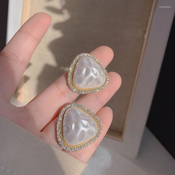 Brincos do garanhão coreano Earring Studs 2023 Moda para mulher Trendy Elegant Zircon Triangle Pearl Girls Ear