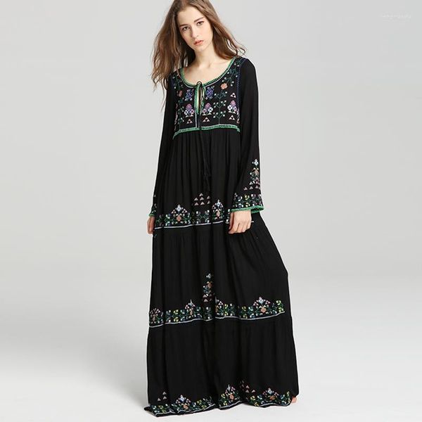 Abiti casual Abito nero Boho ricamato floreale Vintage O-Collo Nappa Manica lunga Hippie Abbigliamento donna di marca