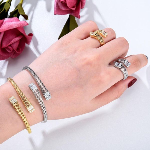 Bangles Godki Luxurio un unico set di anelli per bracciali africani Set di gioielli per donne Cryirl Crystal Cristallo zircone Cz Dubai Bridal Set
