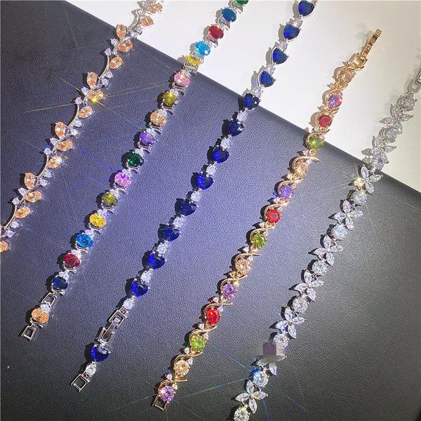 Braccialetti all'ingrosso 12 pz / lotto Disegni misti Trendy femminile multicolore Zircone Bracciale con ciondoli Braccialetti da sposa per le donne Moda Jewerly