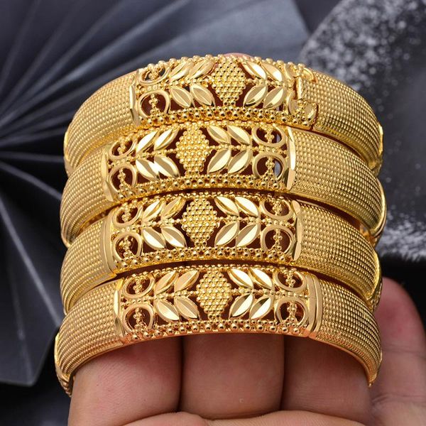 Armreifen 4 teile/los Dubai Gold Farbe Armreifen Für Frauen/Mädchen Nahen Östlichen Arabischen/Dubai Kupfer Können Öffnen Armbänder schmuck Geschenke Mama