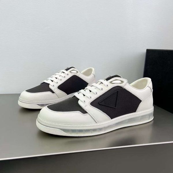 Moda Uomo Scarpe eleganti DOWNTOWN Sneaker da corsa in resina di onice trasparente Italia Delicato Low Top Pelle intrecciata nera Designer Traspirante Casuals Tennis Trainers Box EU 38-45