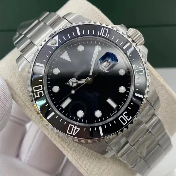 Deep Sea M136660 AAA 3A Qualitäts Uhren 44 -mm -Männer Sapphire Glass mit original grünen Box Automatisch mechanisch miyota 8215 Bewegung Sapphire Glass Watch 09