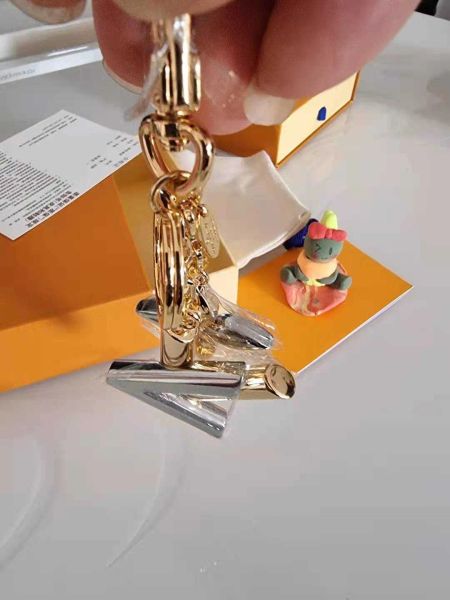 Chaves de luxo cartas designers charme o chaveiro de chaveiro da cadeia de chaves de chaves de fivela de fivela de fivela