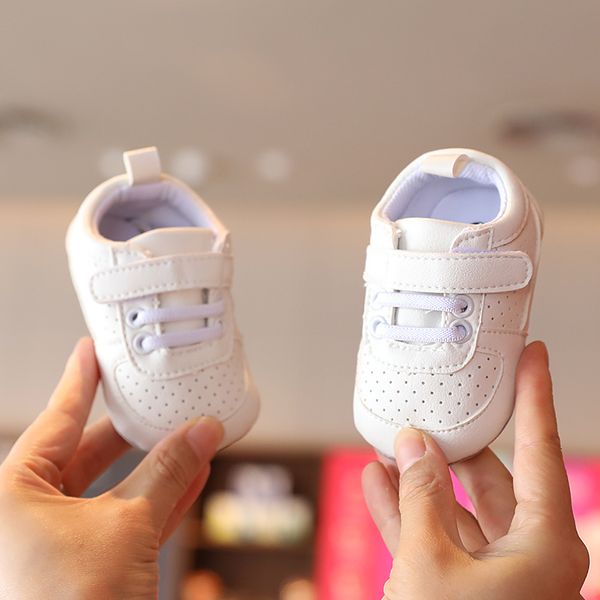 First Walkers Klassische modische Babyschuhe, Freizeitschuhe für Jungen und Mädchen, rutschfeste Gummi-Taufschuhe, Turnschuhe, Freshman Comfort Lauflernschuhe 230520