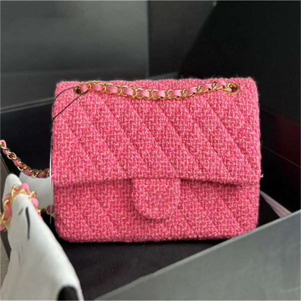 Bolsa de bolsa de grife bolsa de ombro O mais recente popular jeans de lã macia rosa com ouro e acessórios de corrente de hardware de ouro e prata combinam perfeitamente com pele de cordeiro