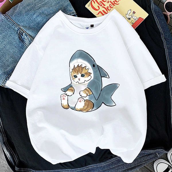 T Shirt Marka Yaz Moda Kawaii Kedi Kadın Köpekbalığı Baskı Komik Tişört Kız Hayvan Y2K 90S Üstler Tee Gril Siyah Beyaz Giysiler Damla Gemi