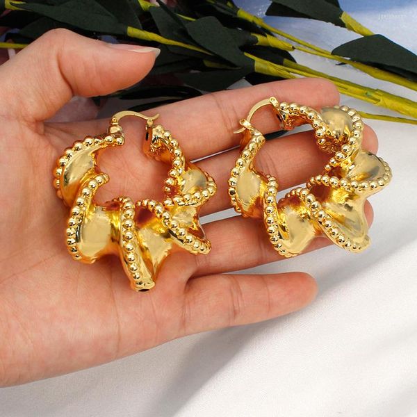 Brincos de argolas de tendência de dubai brasileira Dubai ouro banhado a cobre Twisted Acessórios de jóias de moda para mulheres presentes de aniversário