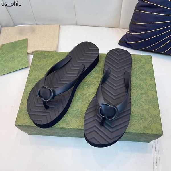 Sandalen Damen Chevron Tanga Sandale Hausschuhe Weiß Schwarz Rot Chevron Muster Gummi-Einlegesohle Flip-Flops Flatform-Sohle Slides Damenmode Flache Sandalen Injektionsflach