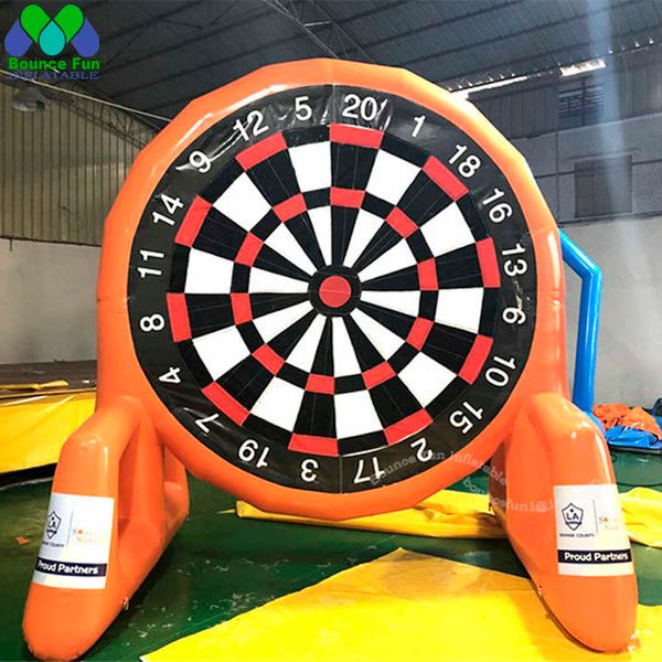 Freccette gonfiabili giganti per adulti o bambini all'aperto con palline Interessante gioco di tiro sportivo con bersaglio per freccette