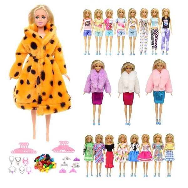 Kawaii 63 Öğeler / Lot Bebek Aksesuarları Çocuk Oyuncakları Moda Dolly Coats Elbise Giysileri Barbie DIY için Ücretsiz Nakliye Şeyler