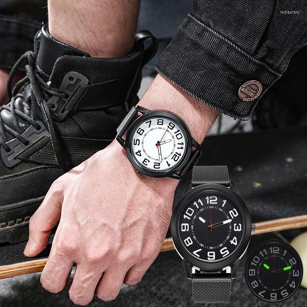 Relógios de pulso Silicone Watch Digital Moda Men luminous Clock Quartz Sports Top Mens Watches Montre Homme