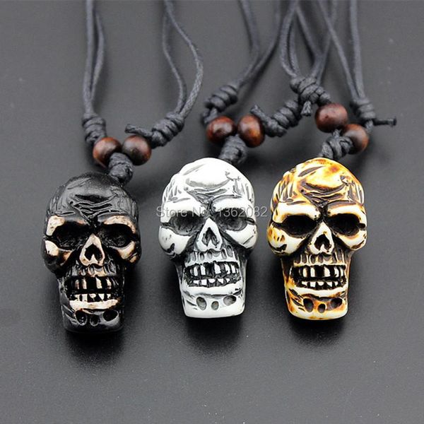 Anhänger Halsketten Männer Frauen Imitation Yak Knochen Carving Horror Teufel Schädel Halloween Halskette Amulett Geschenk MN600Pendant