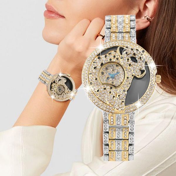 Armbanduhren Luxuriöse, einzigartige Quarzuhr mit Leopardenmuster und Diamanten für Damen, Skelett-Armbanduhren aus Silberlegierung, Damen-Armbanduhr