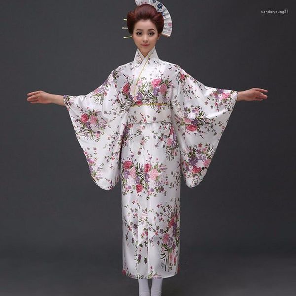 Vêtements ethniques arrivée japonais traditionnel Satin Kimono classique Yukata avec Obi Sexy Vintage robe de bal des femmes Floral taille unique